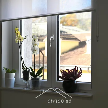 Lejlighed Civico 83 *