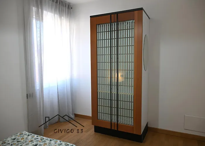 Appartement Civico 83 *