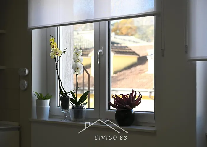 Appartement Civico 83 *
